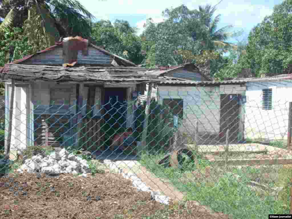 Camagüey desalojos en barrio Angola foto Jorge A Liriano