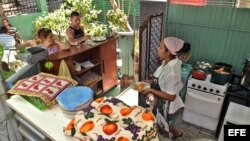 Cafetería de un trabajador "cuentapropista" en La Habana (Cuba). 