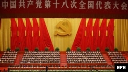 Vista general de los delegados del partido durante la ceremonia de apertura del XVIII Congreso del Partido Comunista de China (CPC) celebrado en el Gran Palacio del Pueblo de Pekín, en China, hoy jueves 8 de noviembre de 2012.