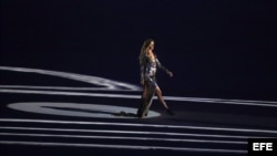 La modelo brasileña Gisele Bundchen se presenta durante la ceremonia inaugural de los Juegos Olímpicos Río 2016, hoy viernes 5 de agosto de 2016, en el estadio Maracaná de Río de Janeiro. 