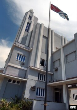 Sede de la Casa de las Américas en La Habana, muy cerca del malecón habanero, en el barrio de El Vedado.