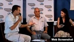 Antonio G Rodiles (izq), Wilfredo Vallín(C) y Yoani Sanchez(Der) en Estado de Sats